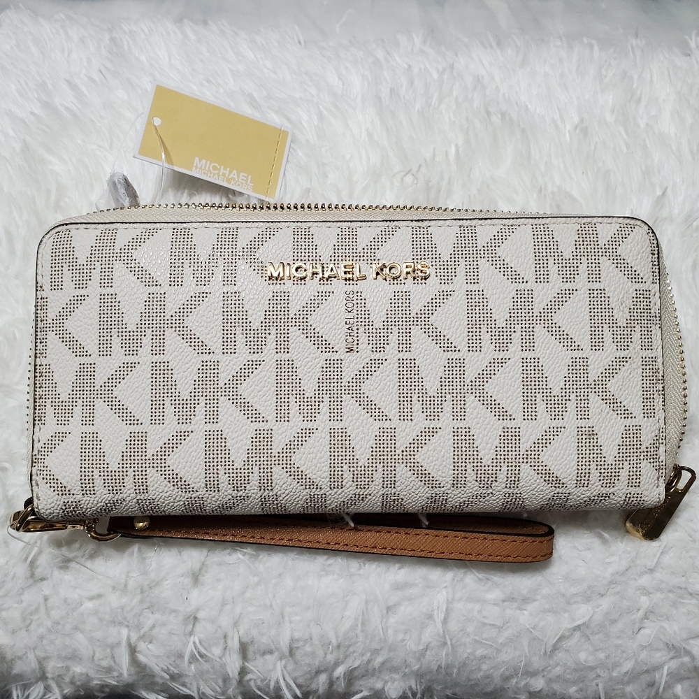 MICHAEL KORS MINI PURSE, NWT.